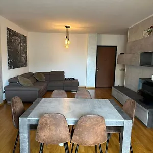 Casa Isa E Rita-con Parcheggio Privato Appartamento